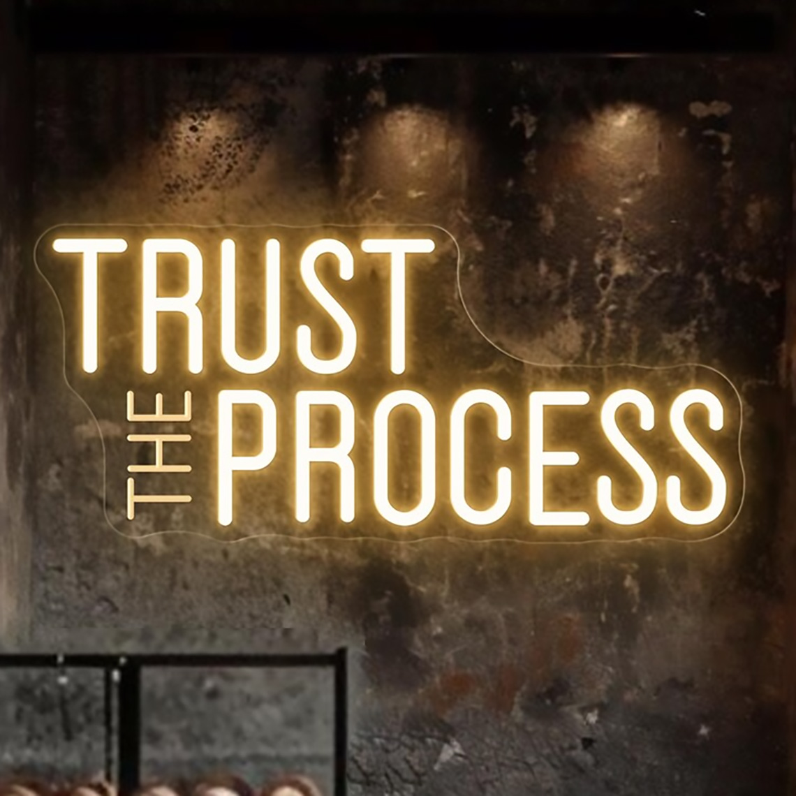 Neonowy Znak Trust The Process – Home Gym Neon Sign recenzja i cena